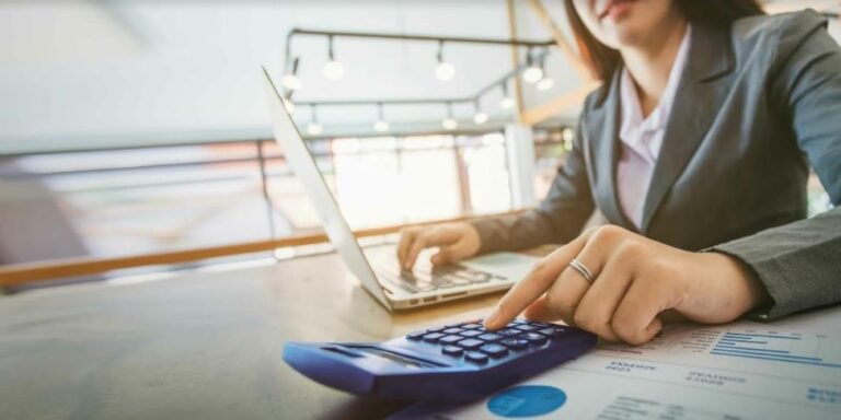 Get High FD Rates with Bajaj Finance to Build an Emergency Fund